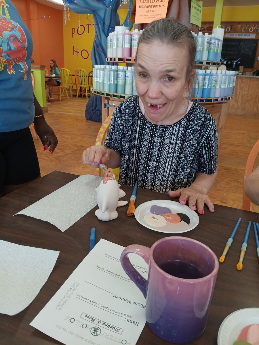 EmmausHomesInc's tweet photo. 🎨 Our clients had an amazing night out at Pottery Hollow, painting animal figurines and expressing their creativity! 🐢🦉 We're grateful for experiences like these that foster independence and joy. 💚 #EmmausCommunity #CreativeExpression #IDDSupport https://t.co/uXXJr3dW8X