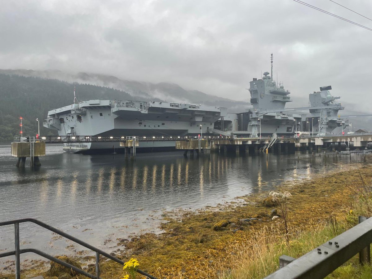 bsap_carson's tweet photo. And Finally, the beauty in all her glory! @HMSPWLS docked at Garelochhead for armaments stock. It’s been a long time coming viewing this ship chasing it up and down the country, now i can tick her off my list. Now in the hope i can be on that flight deck in the next few years 💙 https://t.co/jiM5juHpOE