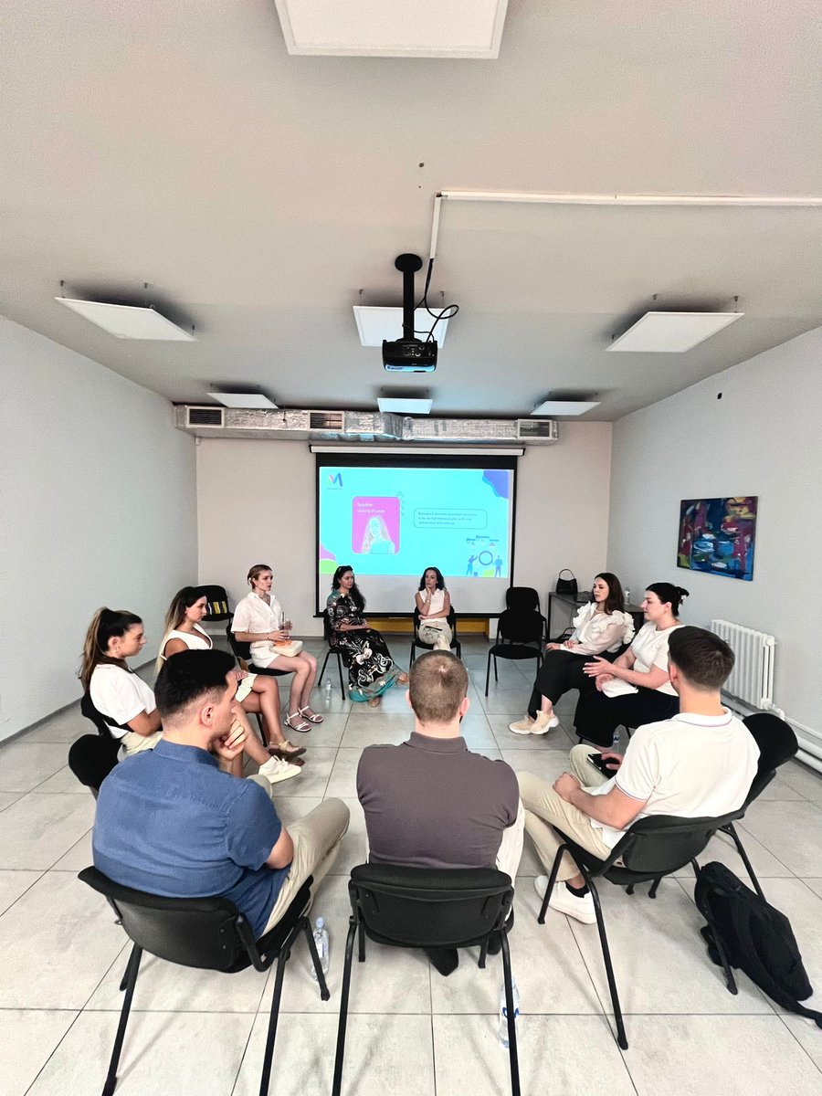 bufy_mica's tweet photo. I had a wonderful evening as a guest speaker for the Mentor me mentorship program in Chișinău Moldova. I had the pleasure of engaging with a group of bright-eyed, driven students who were hungry for knowledge on self-improvement and the world of entrepreneurship. https://t.co/ukMcQLf8sg