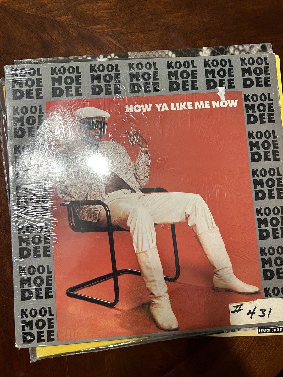 C_Rigmaiden's tweet photo. Niggaz canโt tell me shit about KOOL MOE DEE ๐คฃ๐คฃ #koolmoedee ๐ #howyalikemenow @PeaceSincere7 @Kil889 https://t.co/PUdJRy7P0s