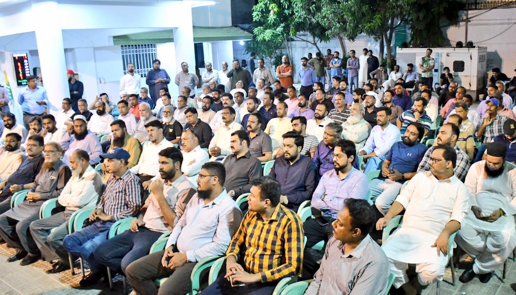 Ad8876's tweet photo. Elected reps from Karachi gathered at #PakistanHouse to discuss key issues with senior #leadership, focusing on celebrating #IndependenceDay2024 with pride & a city-wide plantation drive to promote a greener future! #PakistanHouse #Karachi #IndependenceDay #PlantationDrive https://t.co/CTcKcOVrNT