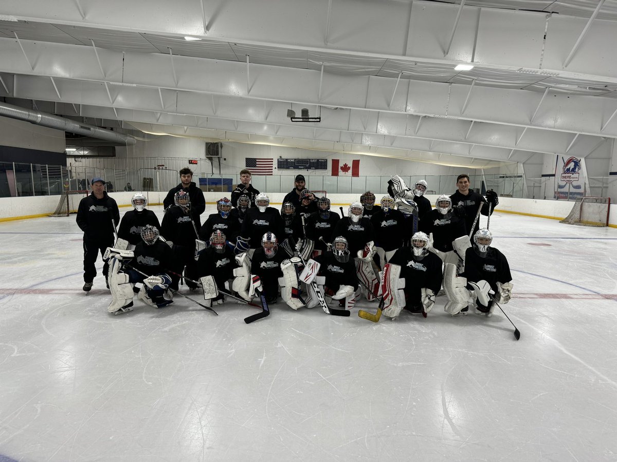 Janosz Hockey tweet media