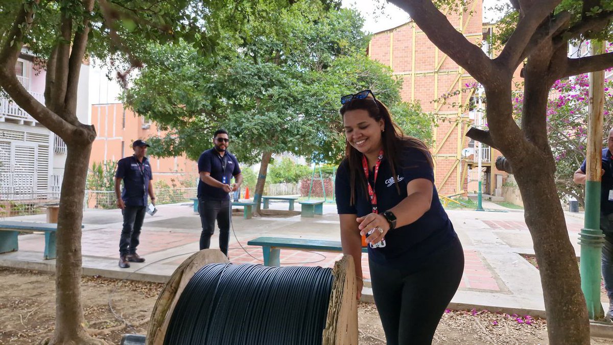 #8Ago En La Guaira, Cantv inicia la primera fase del Plan de Modernización Tecnológica en Ciudad Caribia, donde conectará con el servicio Aba Ultra 100% fibra óptica a más de 1.300 hogares, comercios e instituciones públicas y privadas, en su primera etapa. 

El despliegue