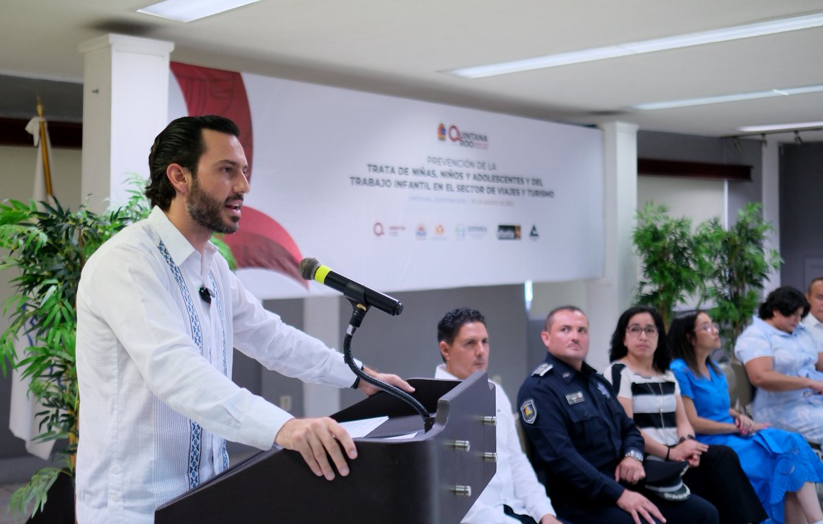 SedeturQROO's tweet photo. Gran participación en el evento "Prevención de la Trata de Niñas, Niños y Adolescentes en el Sector de Viajes y Turismo" en Chetumal por el "Día Mundial Contra la Trata de Personas". Diversos sectores se unieron para proteger y promover la denuncia contra la explotación infantil. https://t.co/r7zmj0VyCR