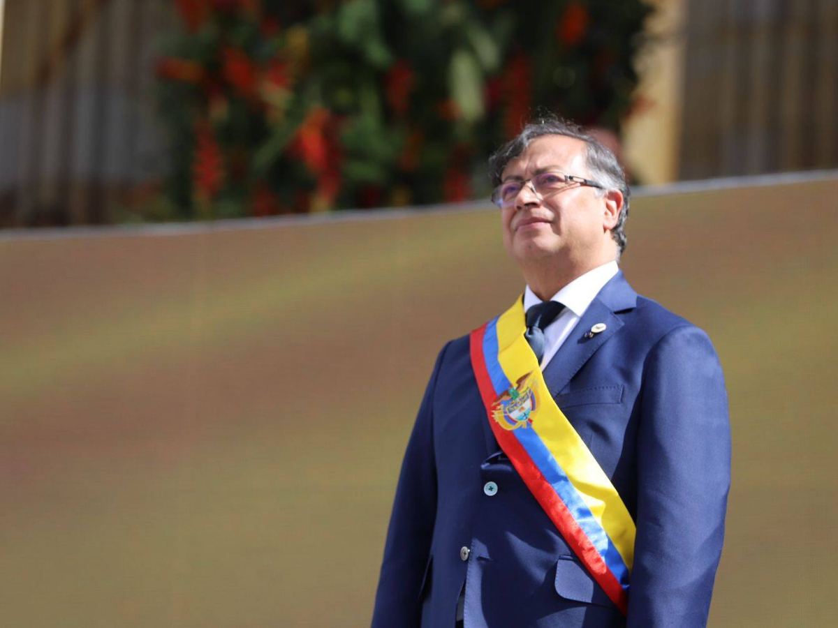 lasillavacia's tweet photo. Durante su segundo año de gobierno, el presidente @petrogustavo difundió varias desinformaciones, al tiempo que fueron virales otras para deslegitimarlo.

El #DetectorDeMentiras recogió las 5⃣ mentiras dichas por Petro y contra él que más se difundieron en su último año.

Va 🧵 https://t.co/Sx1rXVEdV5