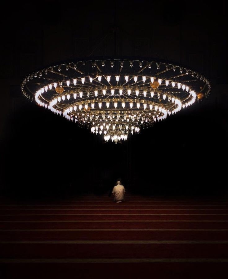 “Yıprandıkça sana geldik, geç kalışımızı affet ya rabbim..”

Hayırlı Cuma’lar efendim….