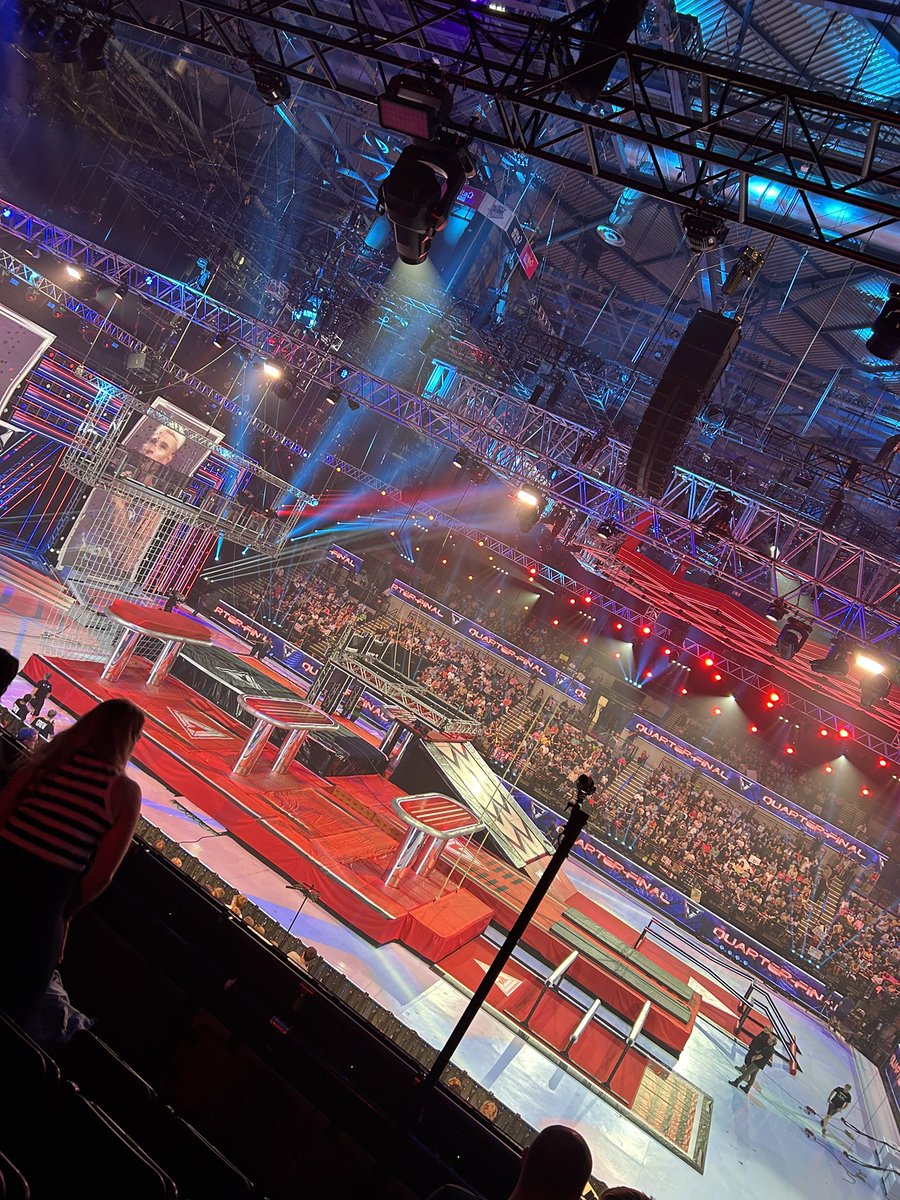 CEBailey1's tweet image. Brilliant day watching the quarter finals of @GladiatorsTV  💪🏋️
