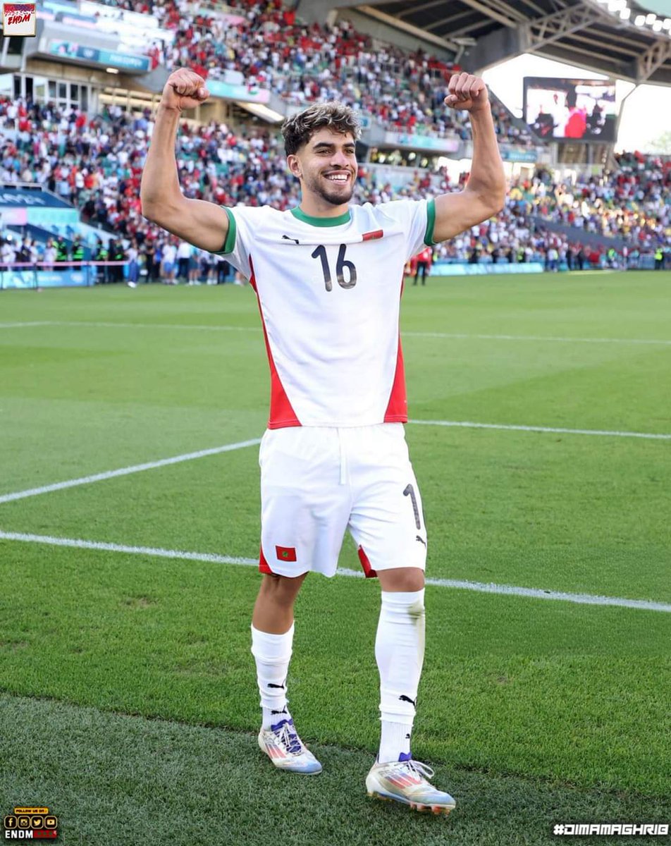 ENDM_Twit's tweet photo. واش ممكن تعطيو لهاذ الباشق حقو ؟؟ راه اليوم سهل علينا الماتش بهدف رائع عالمي و أسيست لرحيمي فتح بيه اللعب 
الزلزولي ❤🇲🇦
#ENDM https://t.co/3IHUOMwPsw
