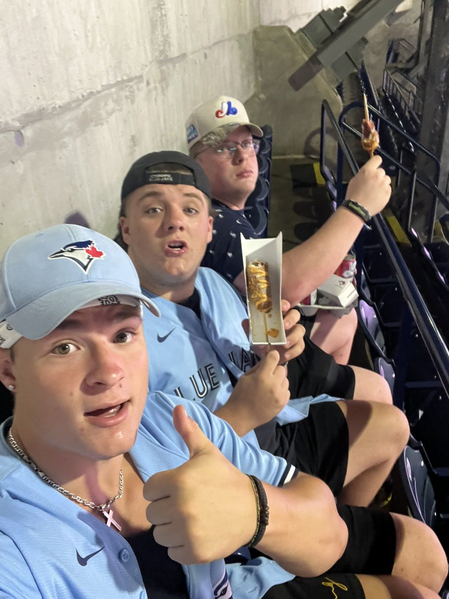 morrisjoseph04's tweet photo. @BlueJays @BigManMorris69 @mtlsportsguy_  
First blue jays game!! https://t.co/mjKY4WA9xH