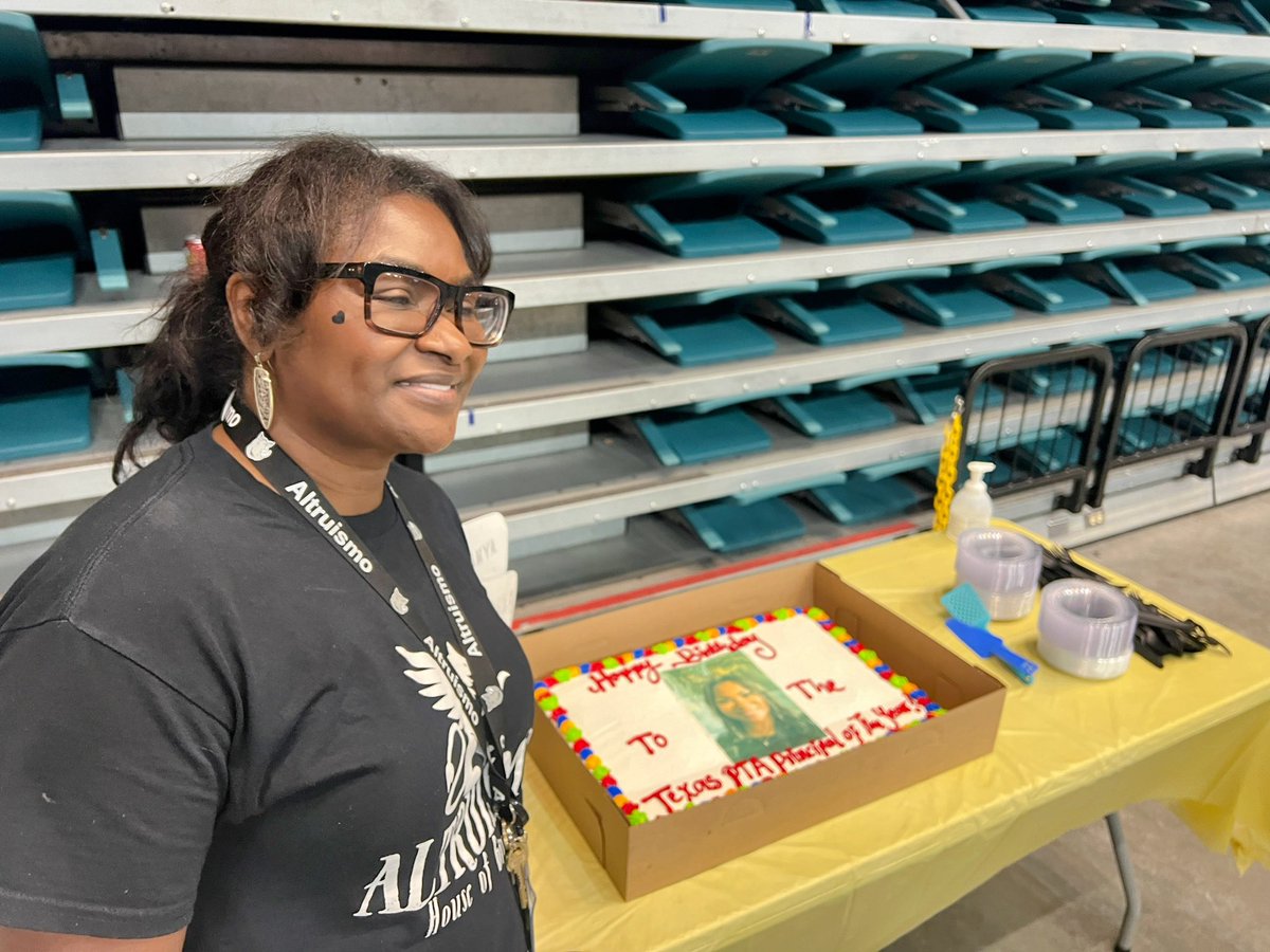 Happy Birthday Ms Tanya Heard
#RREGoViral <a href="/katyisd/">Katy ISD</a> #ConsciousDiscipline <a href="/RRErhinos/">RRErhinos</a> #HumbleBoss #ServantLeadership
#29(Again) #LIVINGTHEDREAM  #PurposefulLife