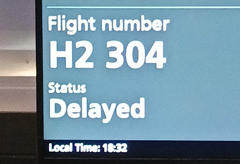 Todos, absolutamente todos los vuelos de <a href="/SKYAirline_CL/">SKY</a> salen full atrasados o se cancelan 🤬🤦🏽‍♂️ y cero disculpas, cero nada.... tan cierto que "lo barato cuesta caro".