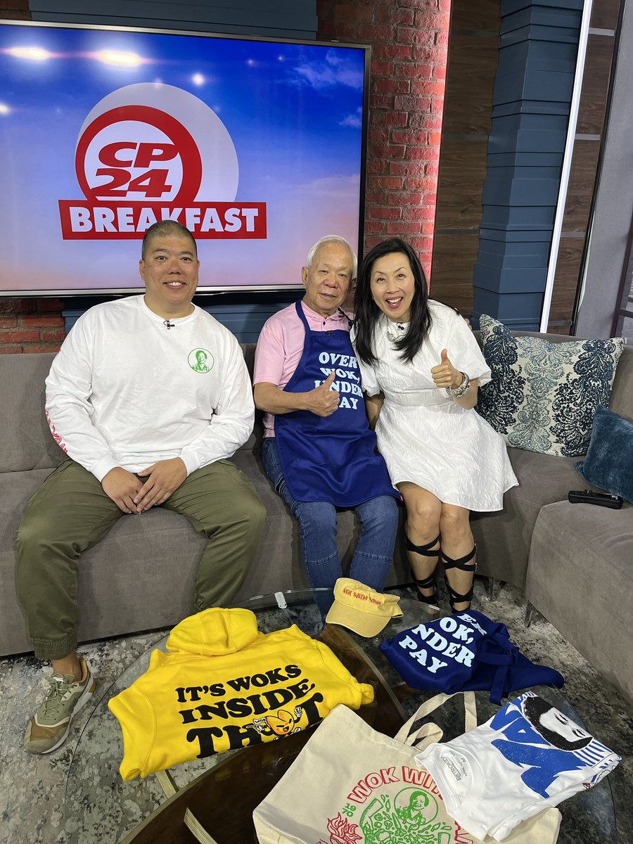 JeeYunTV's tweet photo. Wok with Yan was Canadian cooking show that was syndicated in the United States & Asia. Over 15 years, #StephenYan produced over 500 episodes & “wok-ed” his way into the hearts of millions. A special collection at #Retrokid coming Aug 15. You’ll love this collection & clever puns https://t.co/Cs9RbY2N0Z