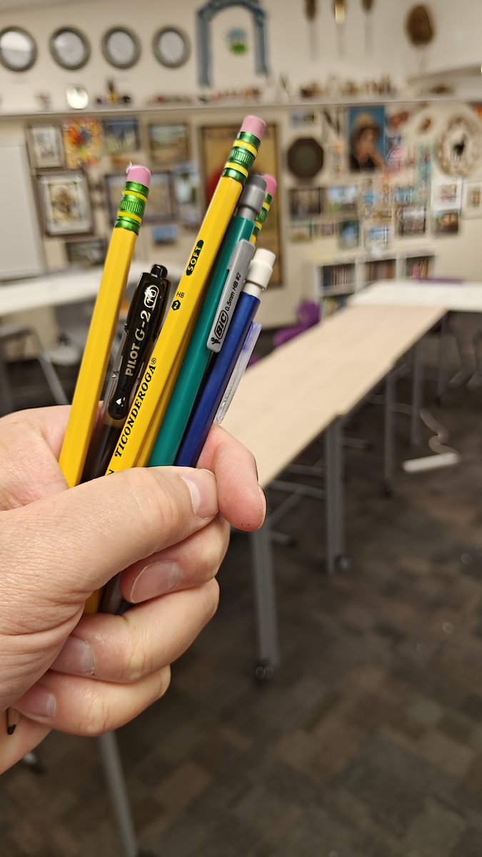senornorton's tweet photo. Last year, after almost 20 yrs teaching HS Spanish, I made the move to JHS. 8th grade was a whole new level. This year, I added a class of 31 7th graders. New level again. Biggest difference? They leave so many pencils behind! Oh, and a #pilotg2 pen - but i'm keeping that one! 😂 https://t.co/GXoAnmVgJb