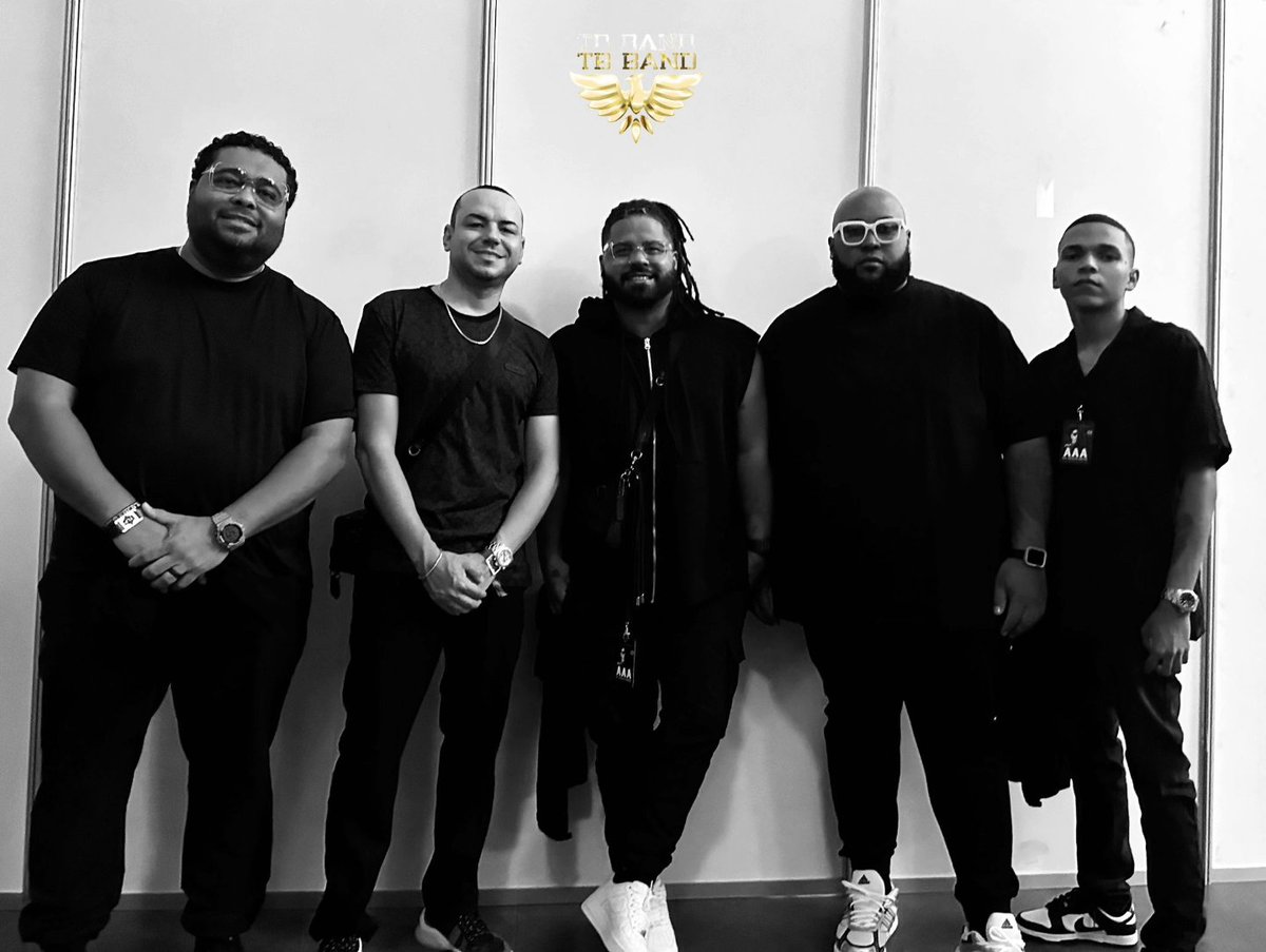 La Vida es demasiado corta para preocuparse por cosas que no podemos cambiar! Parte de la gira del #patron en #españa🇪🇸 #Madrid #tenerife #lanzarote #lapalma #elpatroncrew #lagentedelpatron #teambatata🍠