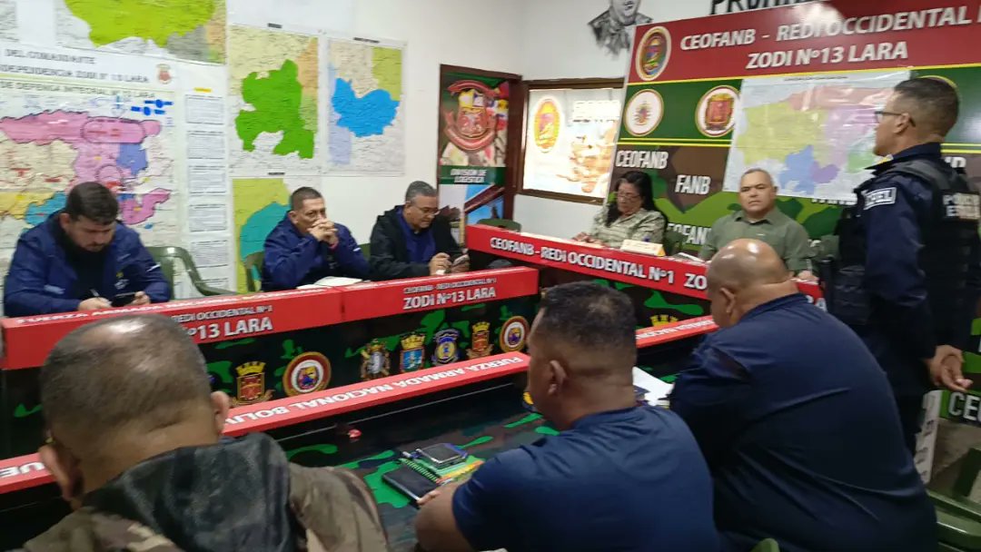 #Agosto ||• El Secretario de Seguridad GD <a href="/maldonado_amg/">Martin Maldonado.</a>, asistió a reunión de evaluación y coordinación, presidida por el Gobernador del estado, y la participación de la Secretaria de Gobierno y OSC.