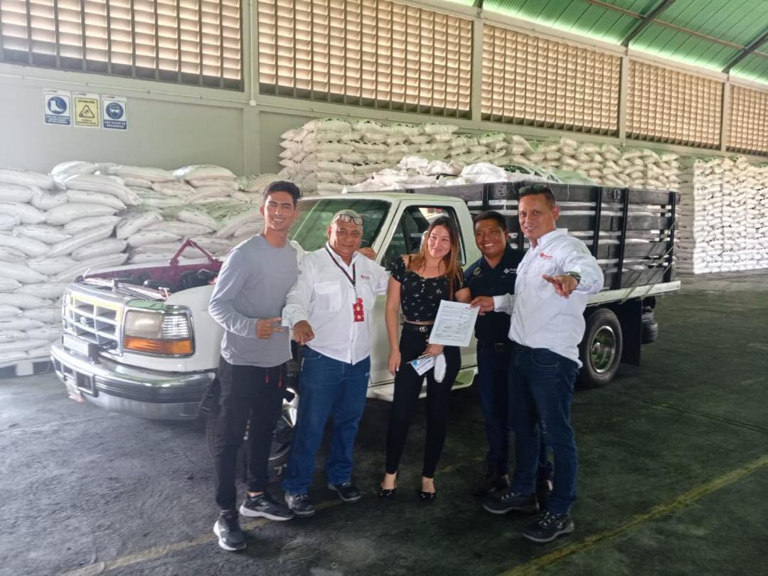 🗣️ Un gran número de Agroproductores Barinenses fueron atendidos por Petroquímica de Venezuela, S.A. con exitosa Expo Jornada. 

¡Trabajo en equipo, Victoria segura!

<a href="/PrensaPequiven/">Pequiven</a> 
@PR360Consultor 
<a href="/yelacarol/">Yelitza C Vásquez C</a> 

#PuebloSonrienteYEnPaz