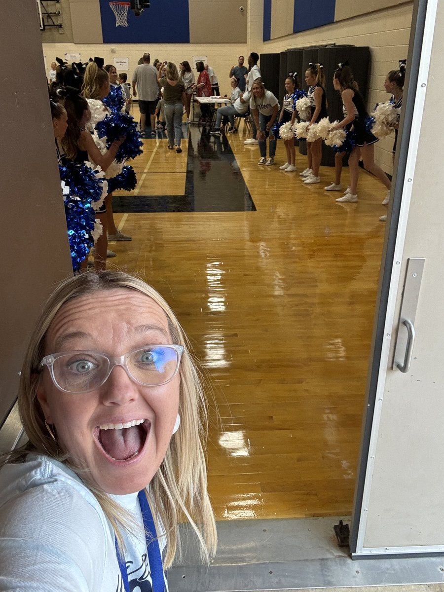 Sundae Foster tweet media