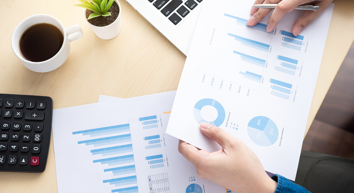 SpectrumCU's tweet image. Buying your first car? Save for a down payment &amp;amp; consider total costs like insurance &amp;amp; maintenance. ow.ly/WI1Q50SUj5j