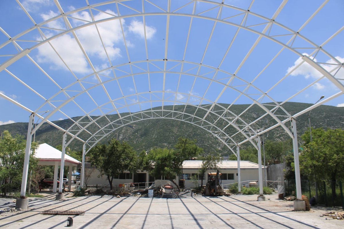 ObrasPublMTY's tweet photo. ✅Ampliación de la estancia infantil  ✅Construcción de área para atención ciudadana ✅Remodelación y construcción de edificio para lavandería y bodega   
 #GobiernodeMonterrey #InfraestructuraSostenible #MonterreyConstruye @MtyGob https://t.co/BIA6wS7Yq3 https://t.co/8xSaR0kBSi