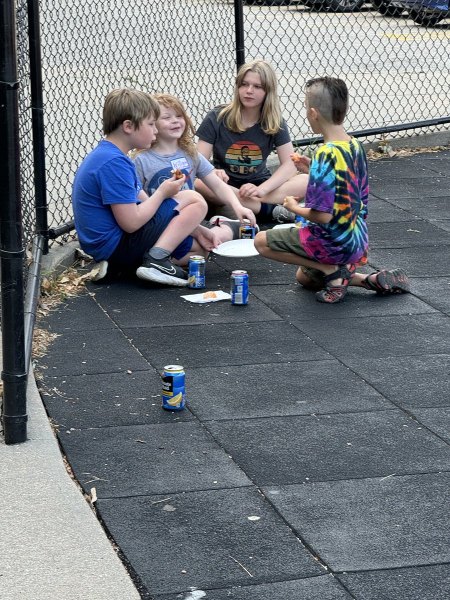 Washington Elementary tweet media