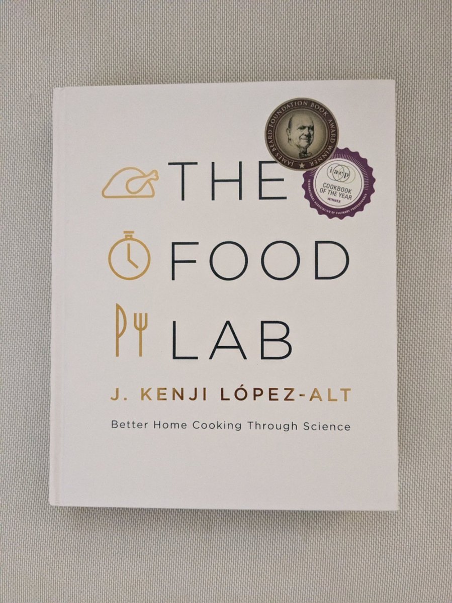prof_yz's tweet photo. @ApgAsu ers are decent 🎳 players! All the best with your new endeavors @ChanghoonKim3 and thank you for the book, I will start studying the #Science of #Food 🤠 https://t.co/kfe08BbQQB