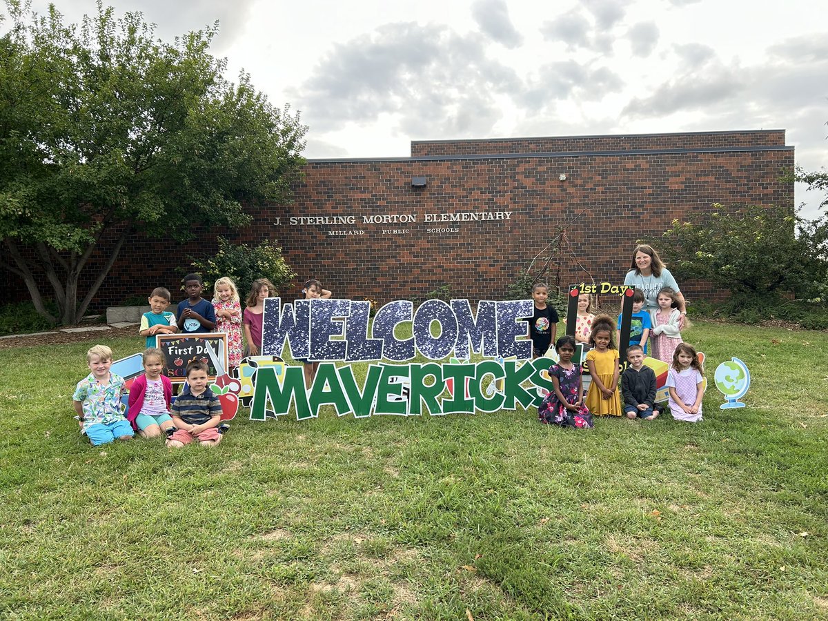 Bring on year 19 <a href="/MPS_Morton/">Morton Elementary</a>!  Our first day was great!  <a href="/MalonePrincipal/">Troy Malone</a>