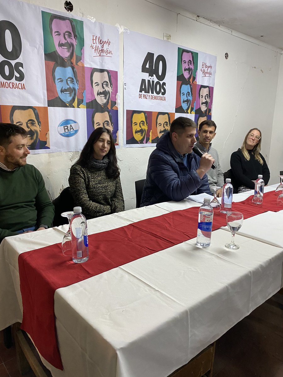 LeacGonzalez's tweet photo. Asumieron las autoridades de la Seccional 7ª de @ucrstafecapital

Todos los éxitos para los nuevos representantes de esta Seccional y al flamante presidente @EmiKoppl 

Que el diálogo, el consenso y la unidad sea siempre nuestra bandera. https://t.co/I8bujSDVHZ
