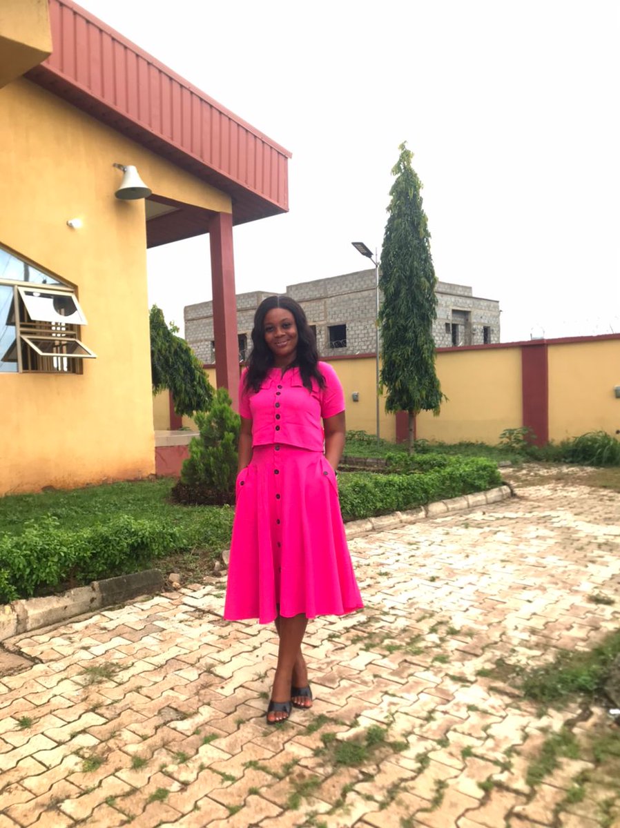 prettyomaaa's tweet image. Lemon or pink?