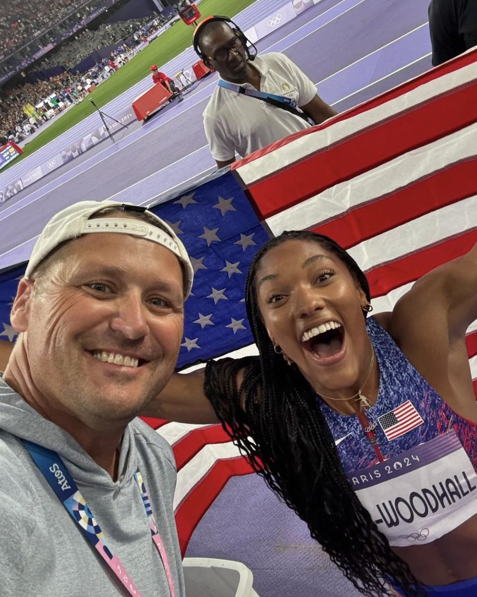 Hang it in the Louvre! 😼

<a href="/TrackTravis/">Coach Geopfert</a> <a href="/tar___ruh/">tara davis woodhall</a> 

#Paris2024 x #EMAW👌