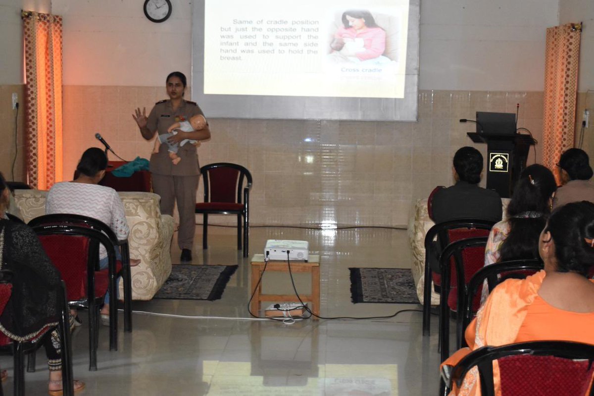 To commemorate #WorldBreastfeedingWeek2024, the #DeptofPediatrics at General Hospital #Ferozepur conducted a four-day workshop from 5-8 August. The workshop featured lectures and interactive sessions on breastfeeding, distribution of pamphlets outlining the benefits of