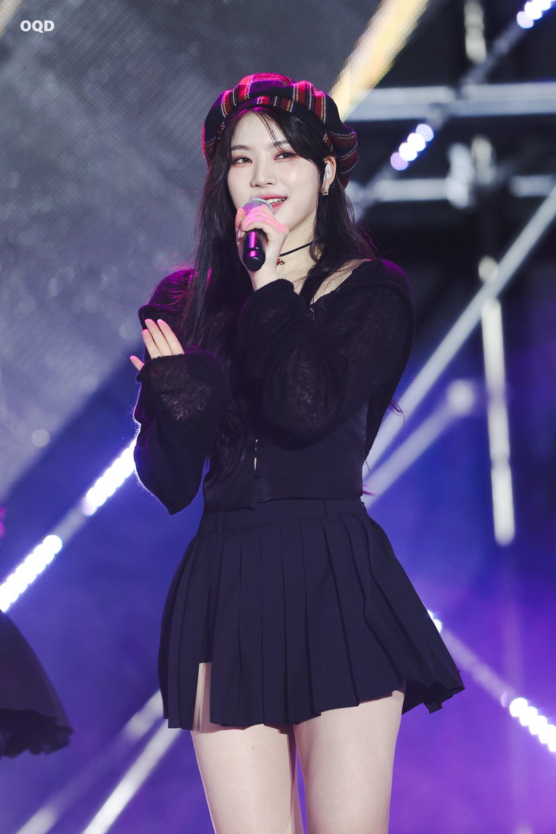 onequietdream's tweet photo. 231003    

#STAYC #스테이씨​ #ISA #아이사 https://t.co/W8xzYF1NFU