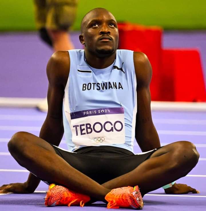 ▶️HISTORY FOR 🇧🇼 LETSILE TEBOGO!!! 

✅ RUNNING IN MEMORY OF HIS LATE MOTHER

✅ FIRST PERSON FROM BOTSWANA TO WIN OLYMPIC GOLD 

✅ FIRST MAN FROM AFRICA TO WIN GOLD IN 200M AT THE OLYMPICS