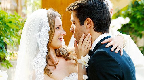 _marythorne's tweet photo. Happy 8/8 for those who celebrate! β
#Revenge #EmilyVancamp #JoshBowman #Danily #BowCamp https://t.co/ICxLplrgfR