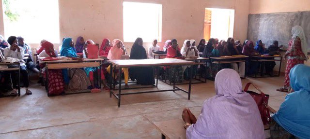 Expanding_Lives's tweet photo. The Girls’ Leadership Conference builds girls’ skills and confidence to speak up and take charge.  English will give them a step up once school starts next month. 

https://t.co/ARDnSWLLOV https://t.co/KEsyNeSsTu