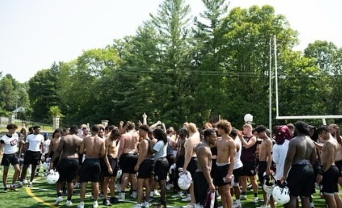 CountryBoyFast's tweet photo. With my Fairmont State University Family, this CountryBoy gonna like this!!! #Soar2Success https://t.co/zK42CUnA0A