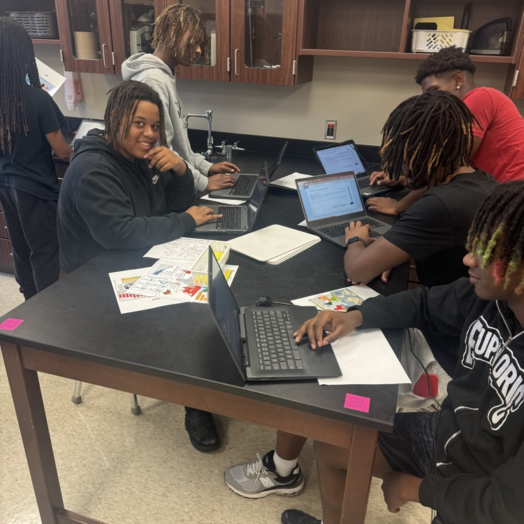 DWDanielHigh's tweet photo. Sophomore Class Meeting, ASL, science lab, and a trip to fine arts with chorus and theatre #day005 #oneDANIEL https://t.co/tC8K4cTzKD