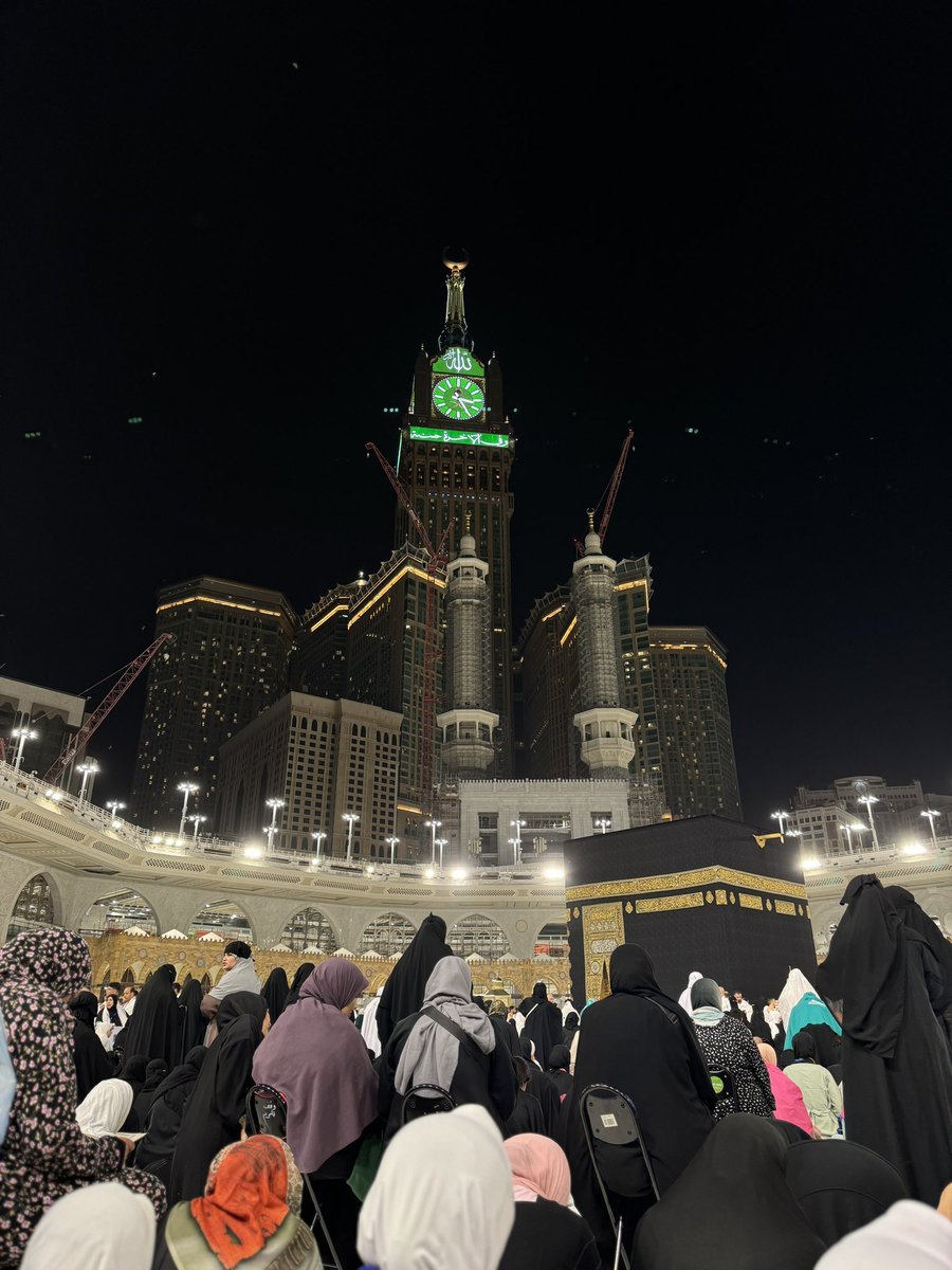 _iivua's tweet photo. الحمدلله الذي بلّغني هواء مكة ،
و رزقني عُمــرة تـريح نفسي ، 
اللهم تقبل مني عُمرتي ودعائي ، 
ويسر أمري واعفو عني🕋🩶. https://t.co/ylPgKjQqRU