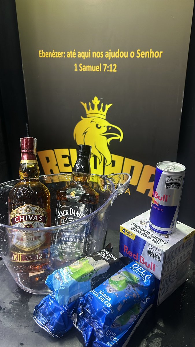 Jack ou Chivas + 5 red bull + 5 gelo = $170,00

Garrafa saindo a $120,00 🥵