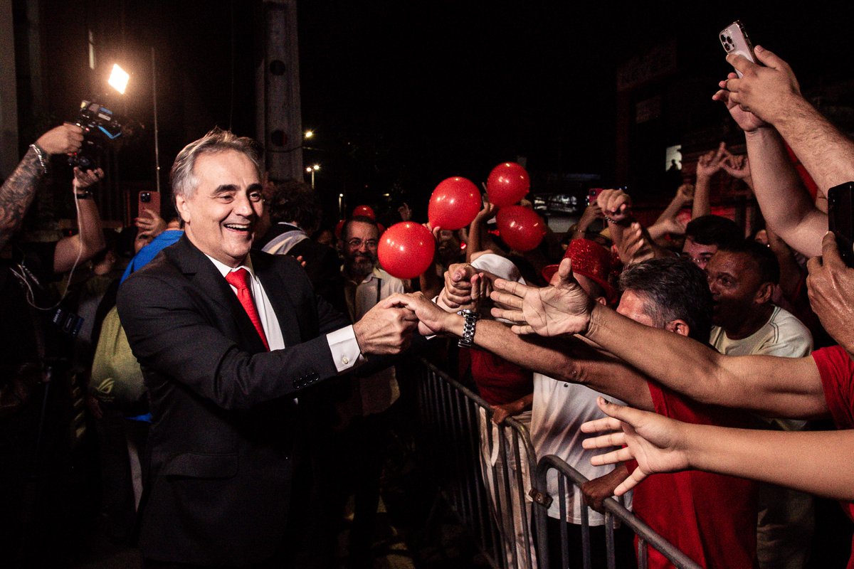 Vai começar o #DebateArapuan! Tá todo mundo ligado? Vamos apresentar nossas propostas pra que João Pessoa volte a ser uma cidade pra sua gente! Conto com a audiência de vocês!