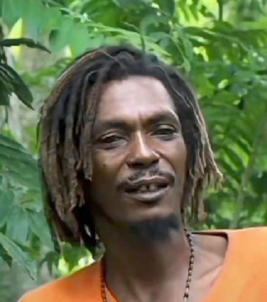 Ya faltan poco para que se cumplan los 11 días que dijo el brujo piedrero de Haití y haga efecto la vaina rara que hizo para liberar a Venezuela 

Altos niveles de fe puestos en este pana que al parecer lo rodaron sin aceite.