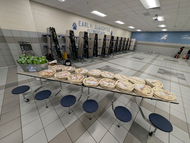 SlaughterES's tweet photo. After a fantastic first day with our students, our staff was treated to a take-and-bake dinner compliments of our PTO! ππΌπ«ΆπΌππ₯ Thank you, PTO! #teammckinney #slaughterwolfpack https://t.co/OEcrBogXMl