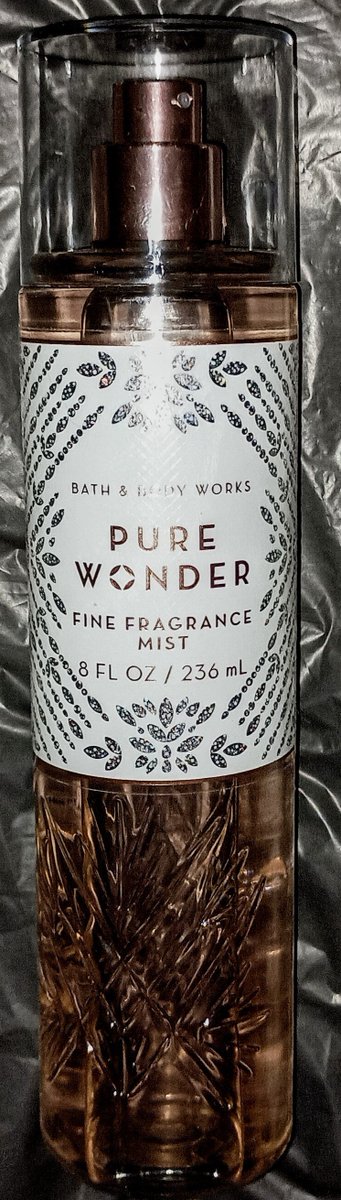 MadmJiveyLeague's tweet image. Sleepytime after bath🛁🚿 splash scent for tonight is "Pure Wonder" by Bath And Body Works🔥

#PureWonder
#BathAndBodyWorks
#Aromatherapy