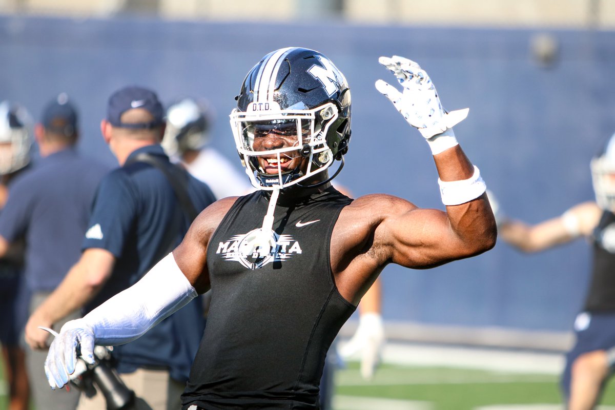 JeremyO_Johnson's tweet photo. Just dropped some of my thoughts after watching North Carolina LB commit Anthony Kruah. It’s apparent why Georgia is working to flip the Marietta star. Lots of upside still with one of the most versatile players in the Peach State. 

DawgWalk: https://t.co/udHxdyPr7f https://t.co/ndlffykZE5