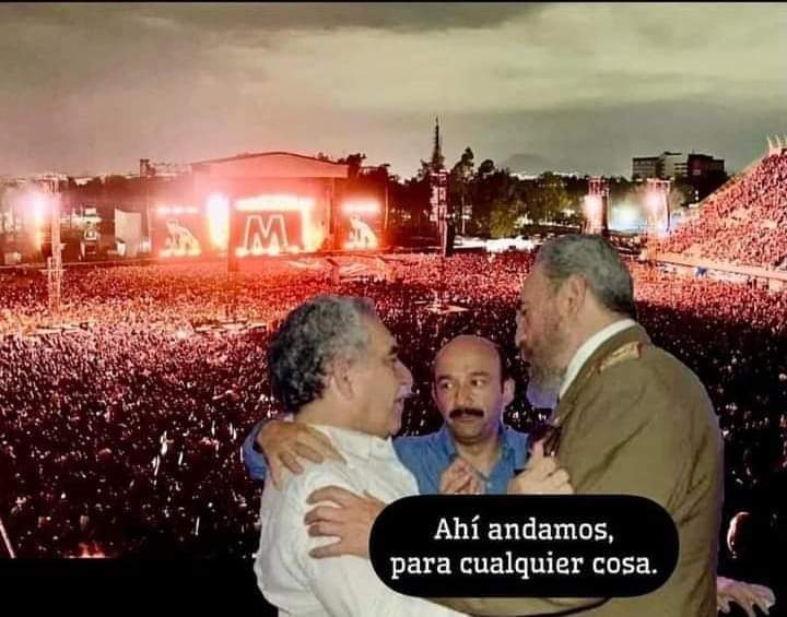 brunomarsmemes_'s tweet image. *Yo al final del concierto de Bruno Mars con unos weyes que ni conozco*