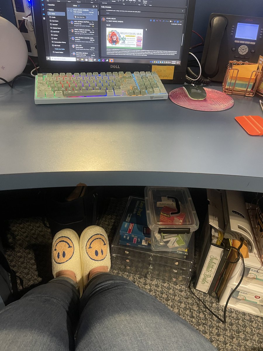 msmcolvin's tweet photo. First week back at work core feat. @rachaelreads_ https://t.co/hSe0uxoENz