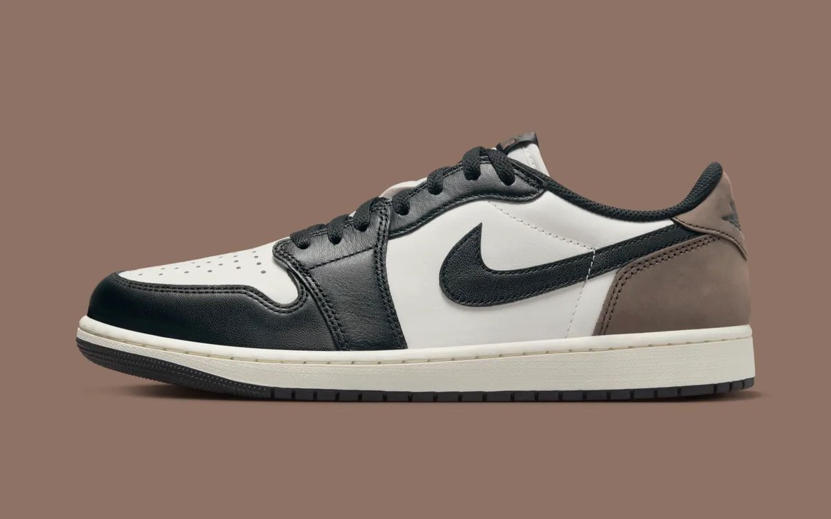 solechaser241's tweet photo. Air Jordan 1 Low OG “Dark Mocha”
9/21 📆
$140 RETAIL ✅

#nikesb #sneakerdrops #cop #snkrs #kotd #sneakeraddict #snkrs #yeezy700 #yeezy #2002r #retro3 #jordan1 #retro #kobebryant #soles #clippers #justdon #shorts #streetwear #smallbuisness #consignment #kotd #fit #trending #kotd https://t.co/pQnbIQqNJz