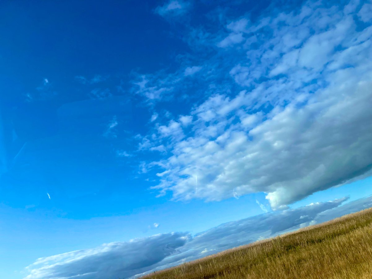 JaidynManuel's tweet image. 9pm at North Dakota 🇺🇸
Beautiful mother nature❤️🌺🌸
#InterState #Olympics