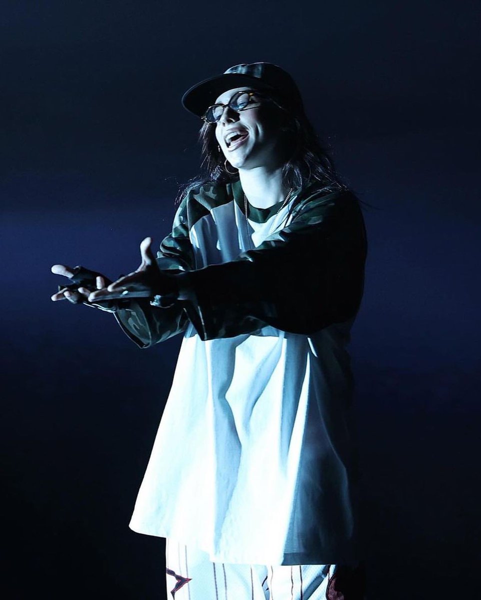 Billie Eilish Brasil tweet media