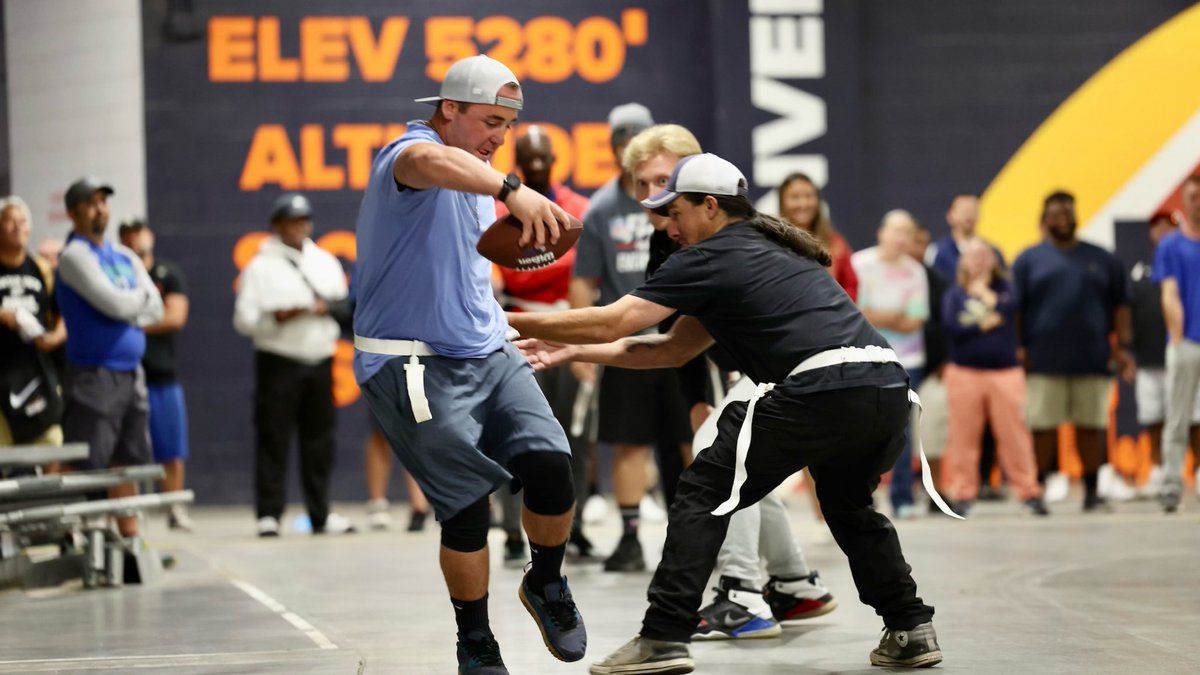 BroncosOffField tweet media