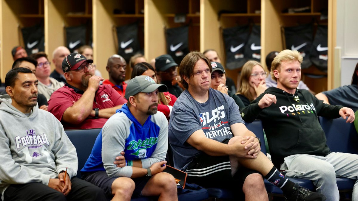 BroncosOffField tweet media